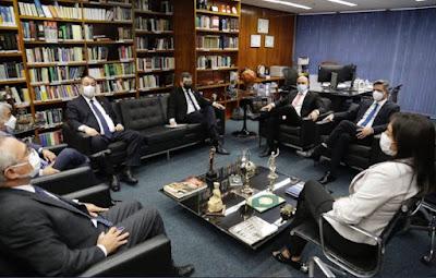 A longa lista de atitudes do STF contra Bolsonaro