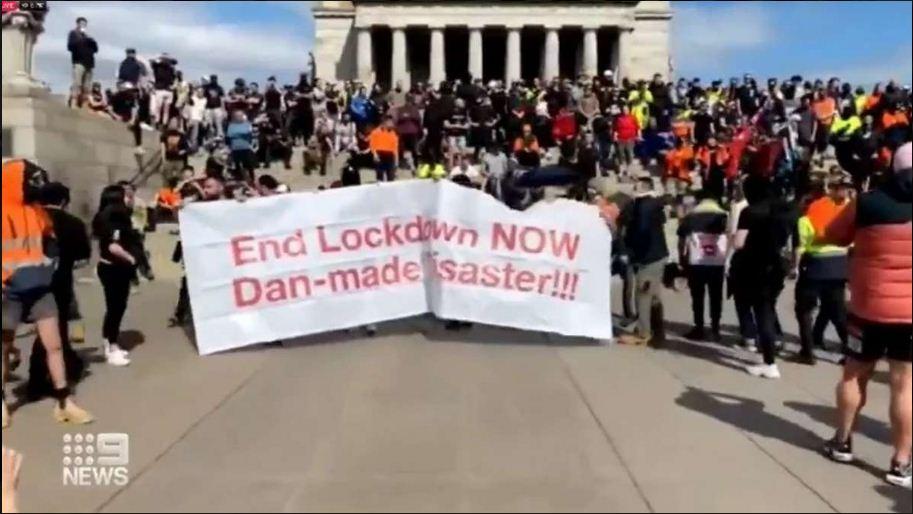 Protestos na Austrália  contra lockdown e vacinação obrigatória