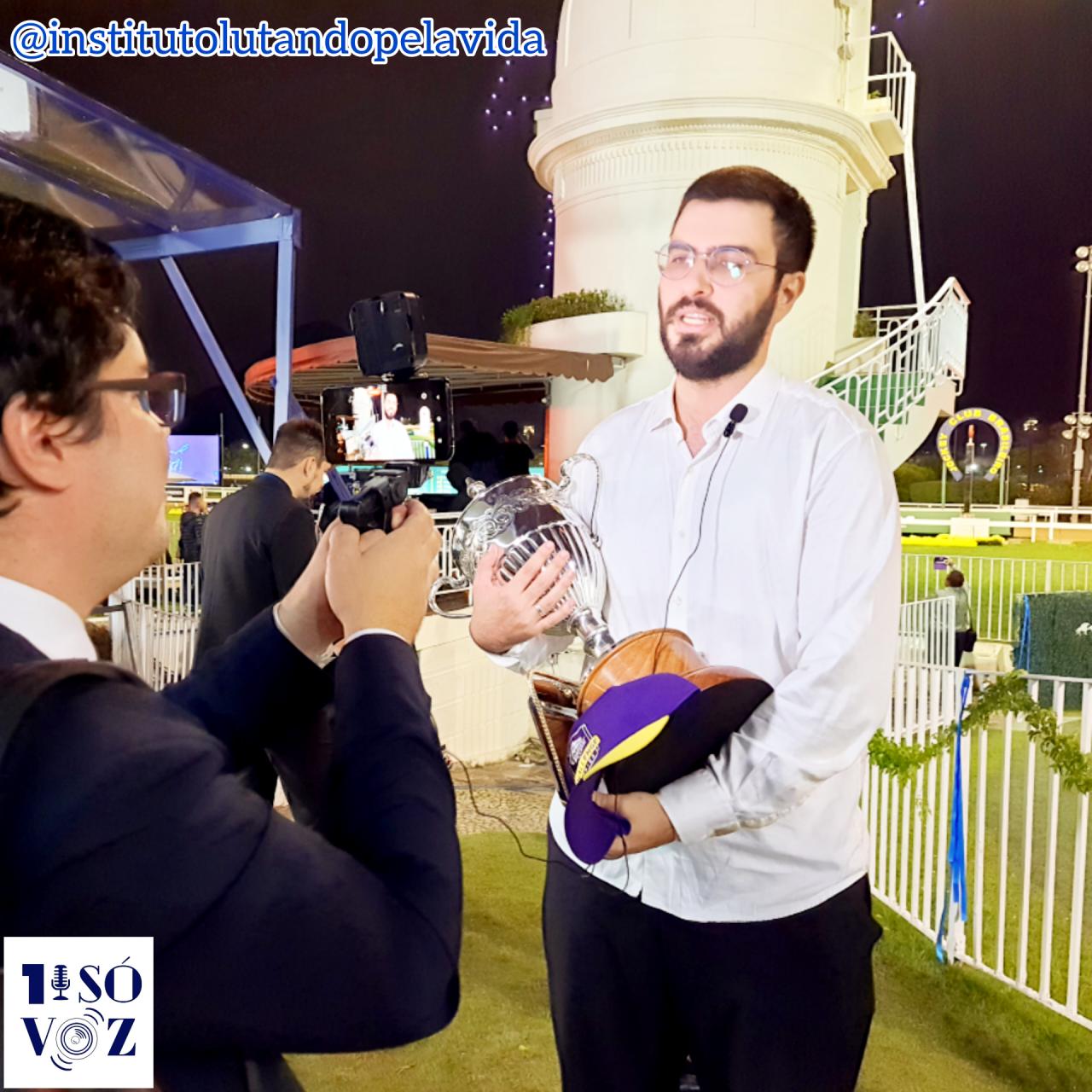 ENRICO JARUSSI EM ENTREVISTA PARA A EQUIPE UMA S&Oacute; VOZ