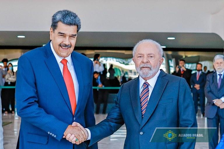 Lula equipara reação de Israel ao massacre terrorista do Hamas