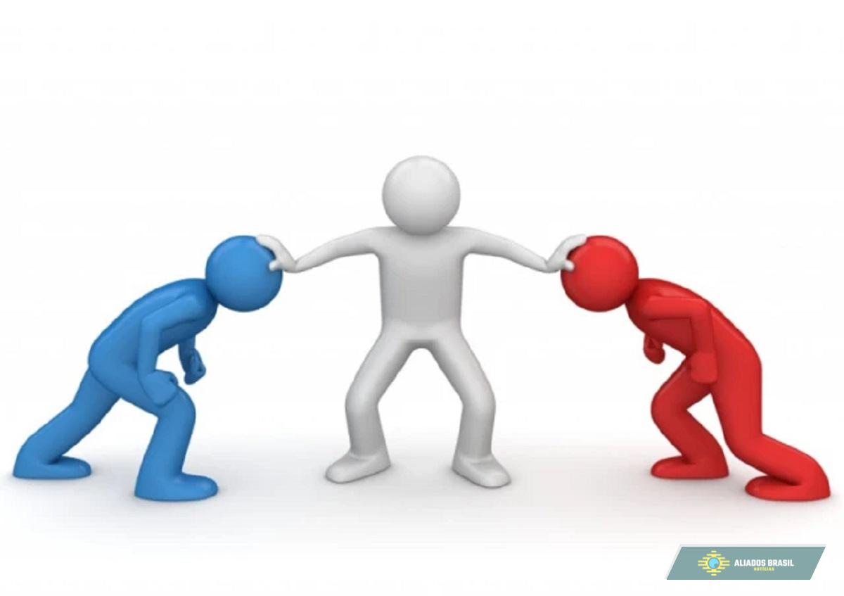 CONSERVADORISMO X PROGRESSISMO