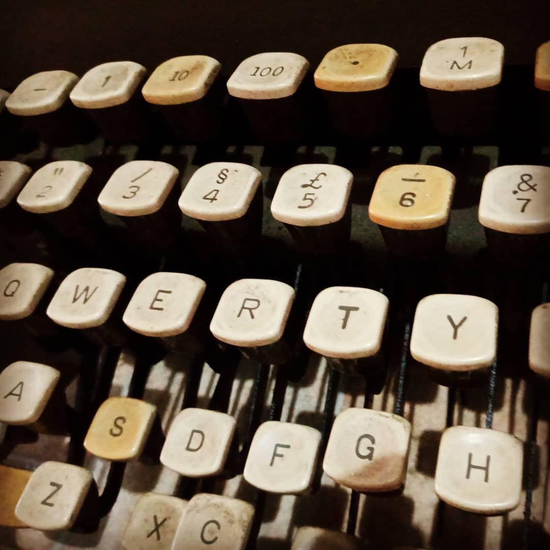 Máquina de escrever