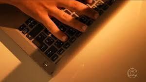 Quadrilha aliciava crianças e adolescentes para obter imagens íntimas e, depois, chantageava vítimas, revelam investigações