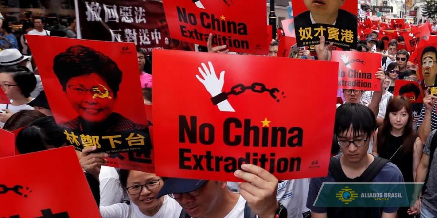Sobre os elogios a Deng Xiaoping, a Xi Jinping e ao regime chinês