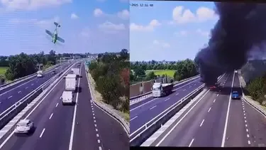 Acidente aéreo deixa 2 mortos na Itália; VÍDEO mostra ultraleve caindo no meio de estrada