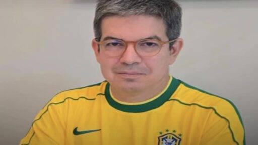 Após cancelamento de visto, Randolfe propõe destino alternativo a Moraes