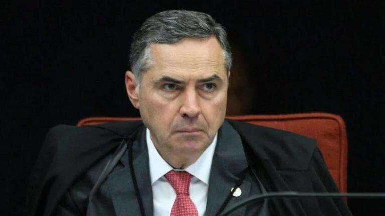 Barroso deixou os EUA quatro dias antes de sanção que revogou seu visto
