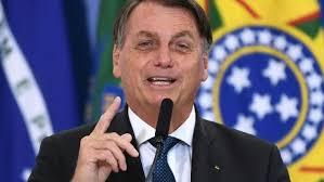 Bolsonaro posta versículo bíblico após Trump anunciar taxa de 50% ao Brasil