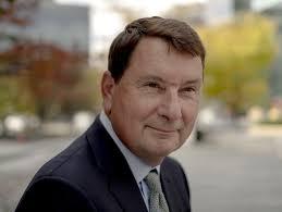 Brics e dólar: aliado de Trump diz que tarifaço é 