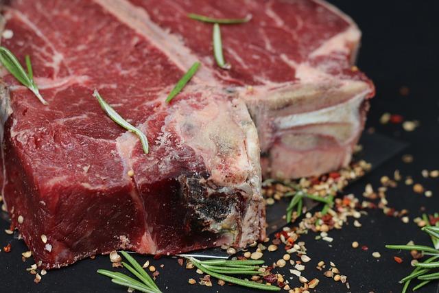 Carne vermelha causa câncer? Veja o que diz a ciência