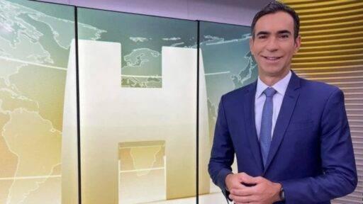 César Tralli é acusado de debochar de Bolsonaro ao vivo no Jornal Hoje: “Toc, toc, toc”