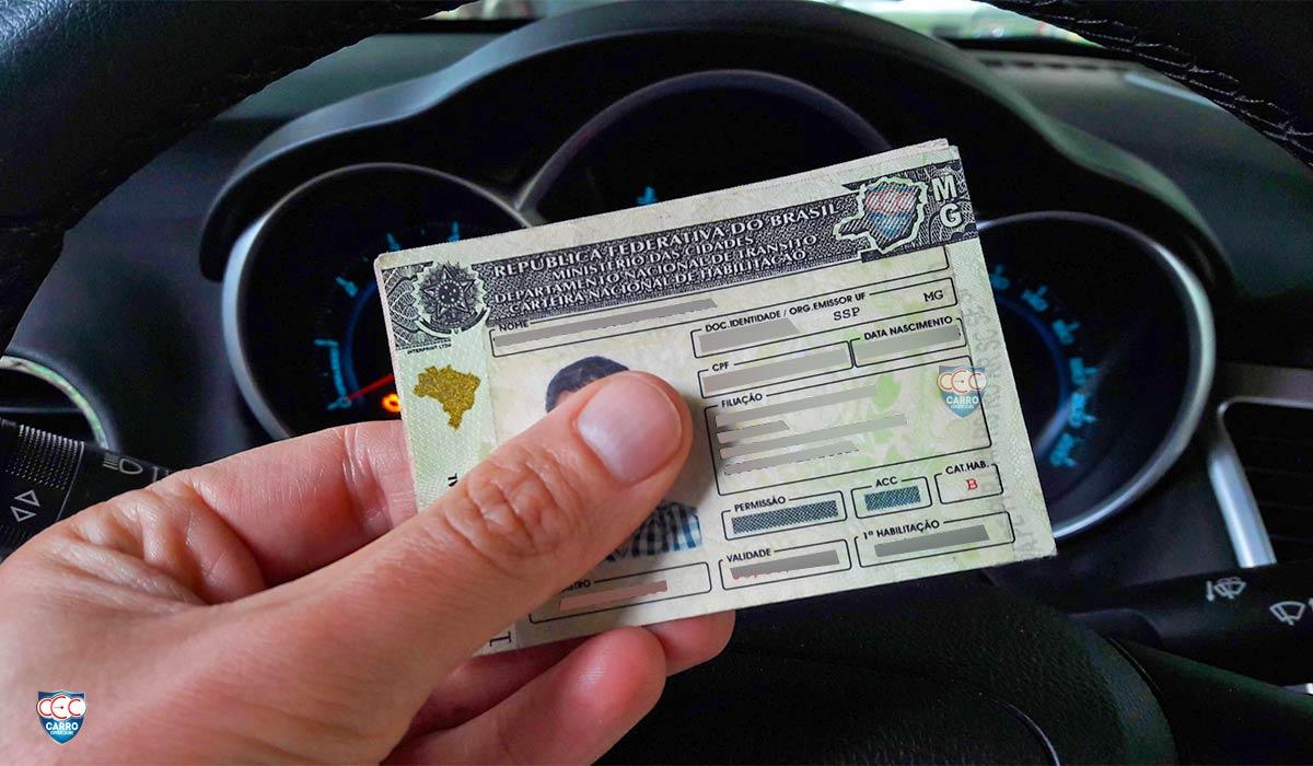 Como deve funcionar o fim da autoescola obrigatória para obter CNH?