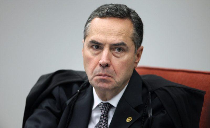 Filhos de Barroso estariam refugiados no consulado brasileiro nos EUA, diz jornalista