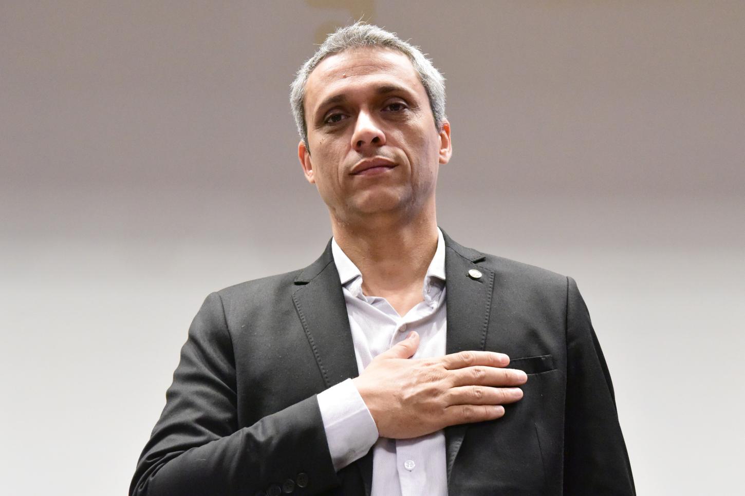 Gayer faz revelações e fala de impotência diante da “ditadura”