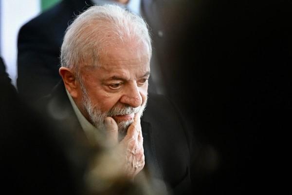 Lula tende a vetar aumento de deputados, dizem auxiliares