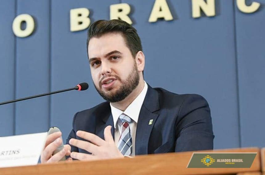 Mauro Cid diz que Filipe Martins não viajou aos EUA com Bolsonaro