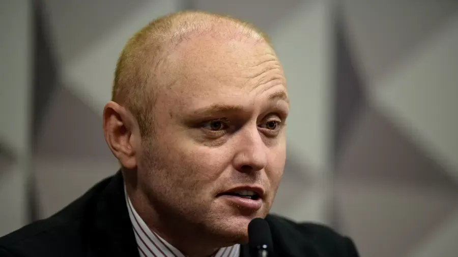 Moraes mantém prisão de hacker Walter Delgatti