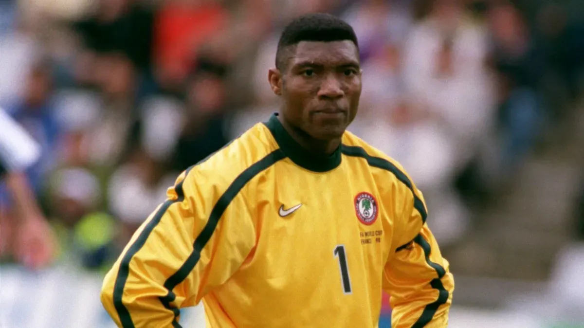 Morre Peter Rufai, príncipe que recusou ser rei para jogar a Copa do Mundo