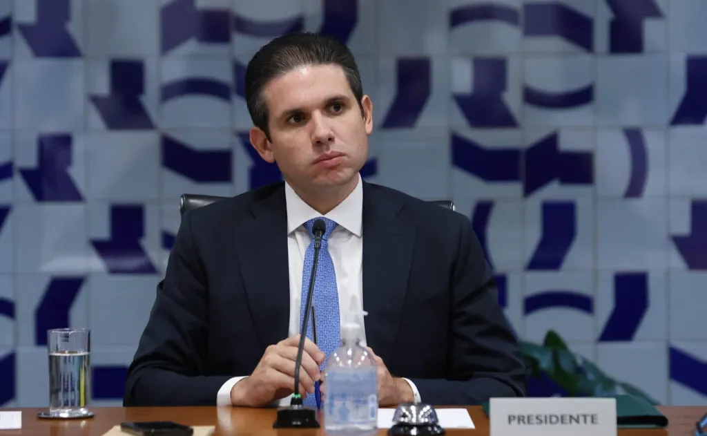 Motta veta sessões de comissões da Câmara sobre Bolsonaro