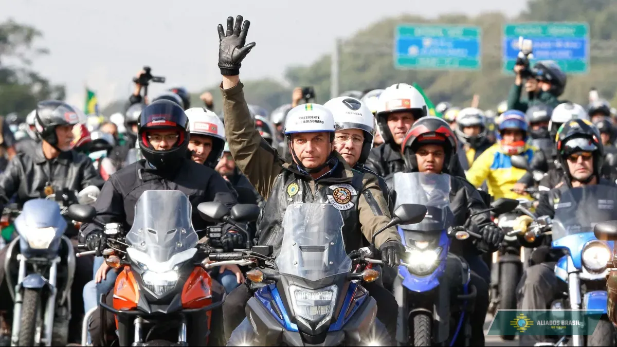 MPF arquiva investigação sobre cartão corporativo e motociatas de Bolsonaro