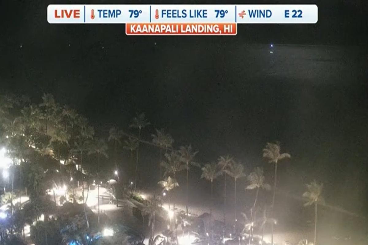 Ondas do tsunami chegam aos Estados Unidos e atingem o Havaí