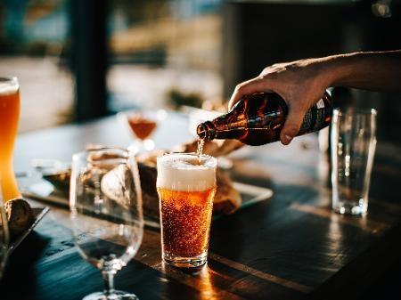 Petista faz andar projeto que cria novo imposto sobre cerveja