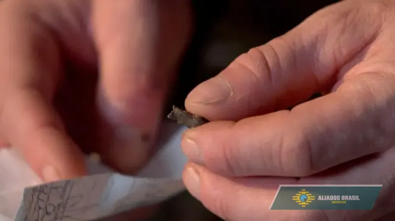 'Tiraram estilhaços do meu coração': os ímãs que estão salvando vidas na Ucrânia