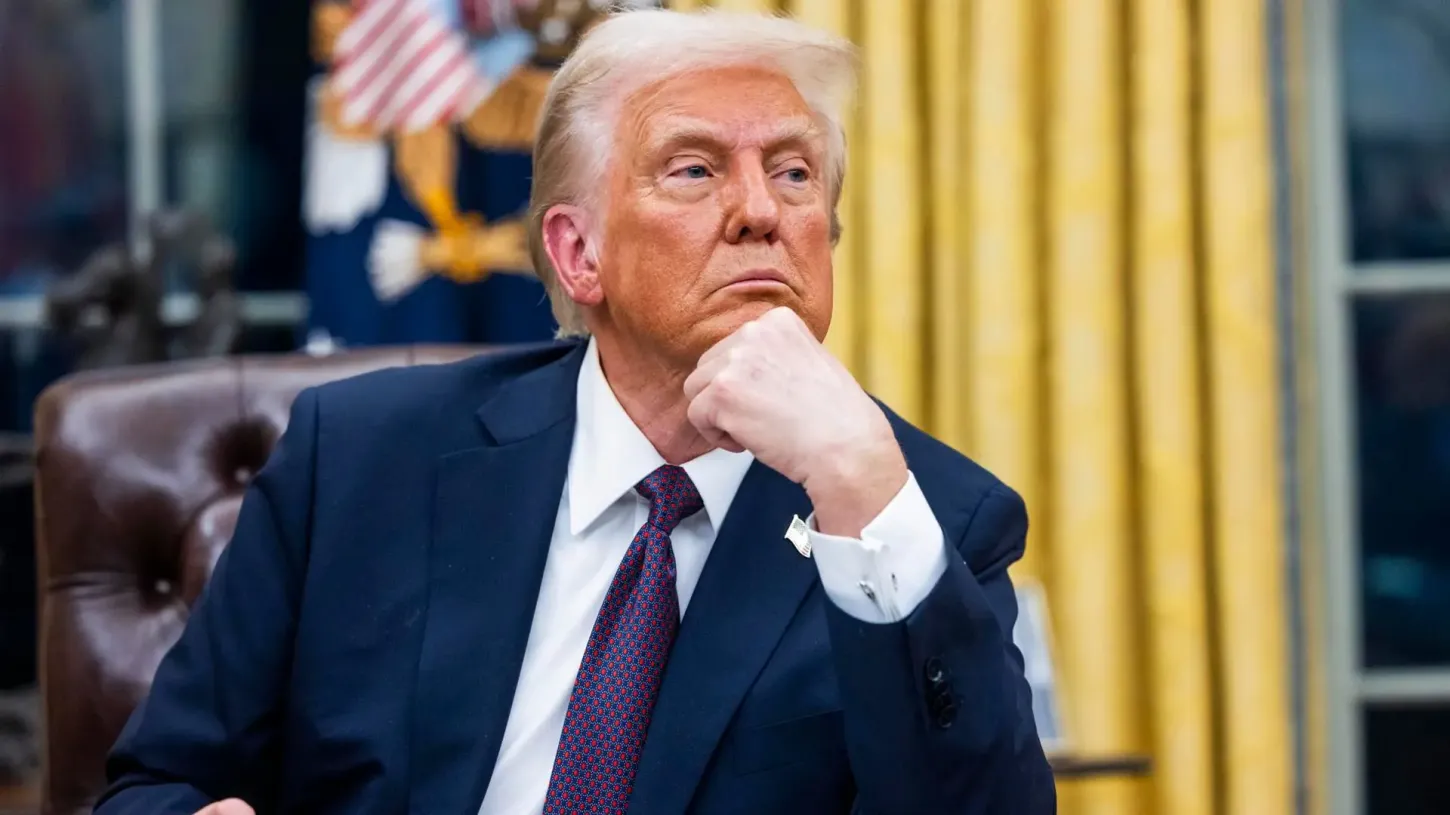 Trump anuncia tarifa de 50% para Brasil e cita Bolsonaro