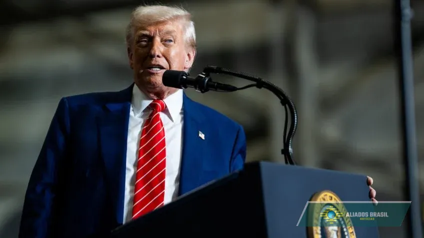 URGENTE: Trump assina decreto que oficializa tarifas de 50% ao Brasil