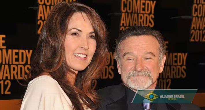 Viúva de Robin Williams diz que recebe 'visitas' do fantasma do ator 11 anos após sua morte trágica: 'Eu o vejo no jardim'
