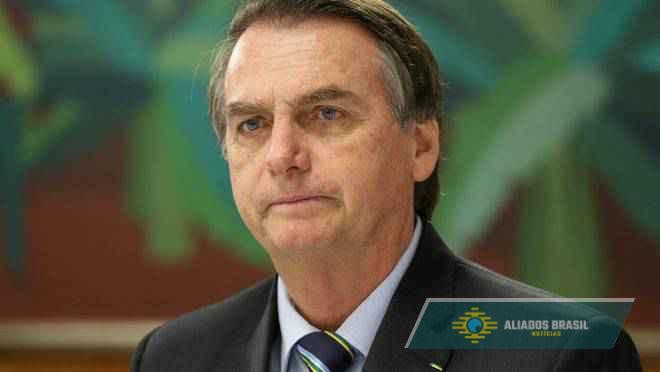 A Pedido do PT, PGR recomenda policiamento em tempo integral na casa de Bolsonaro