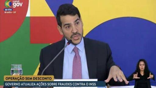 AGU quer que Bolsonaro e filho pague contrato de R$ 18,9 milhões com escritório nos EUA