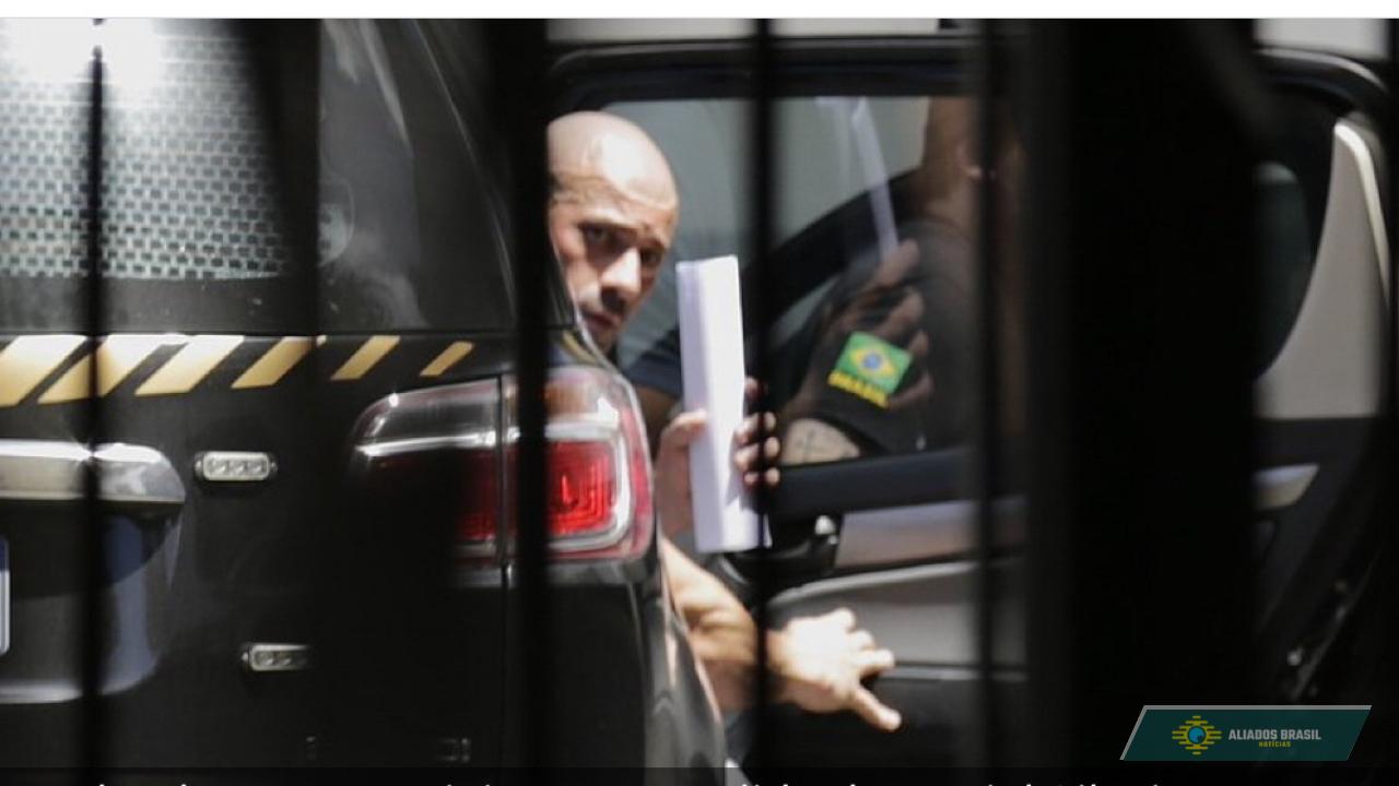 Alexandre de Moraes rejeita novo pedido de Daniel Silveira para prisão domiciliar