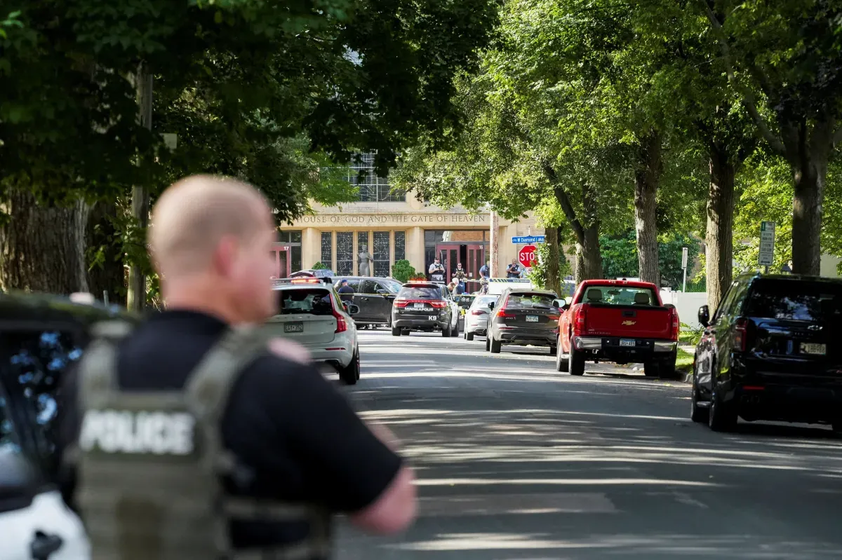 Ataque em escola nos EUA foi o 4° registrado na mesma cidade em 24 horas