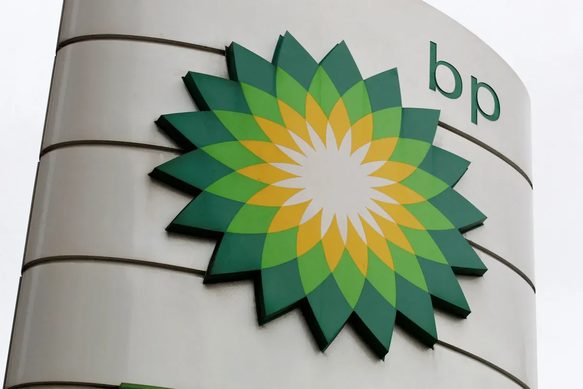 BP faz sua maior descoberta de petróleo na costa do Brasil em 25 anos