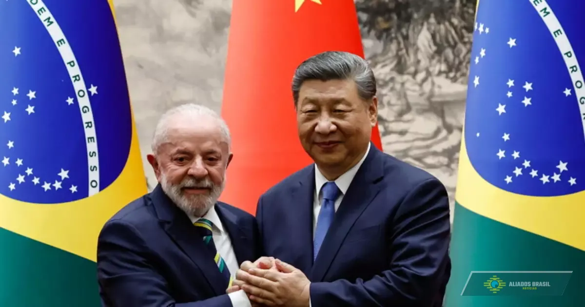 “Brasil e China têm parceria estratégica, diz Celso Amorim após apoio chinês contra tarifaço de Trump”