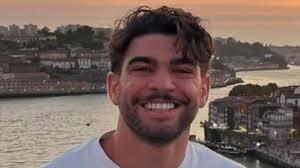 Brasileiro morre após cair de terceiro andar de hotel em Ibiza