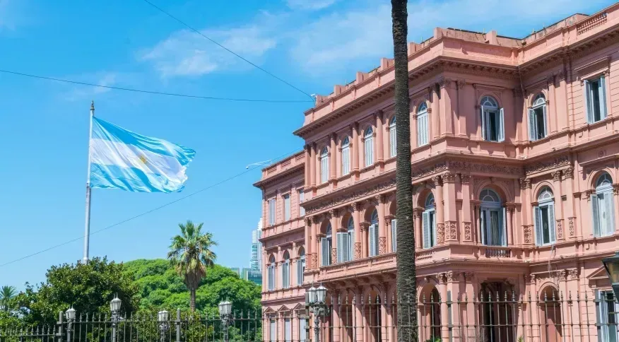 Casa Rosada diz não ter recebido pedido de asilo de Bolsonaro