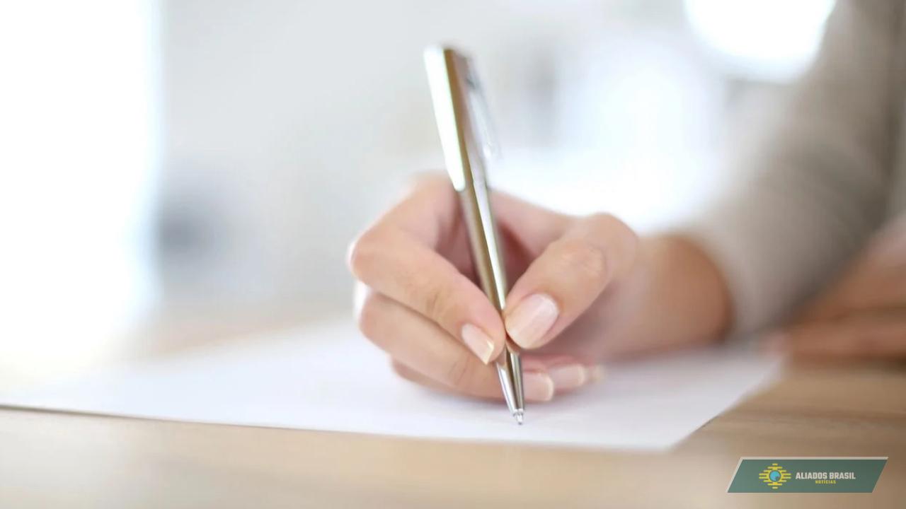 Como uma pessoa mentirosa escreve a letra “L”, segundo a grafologia