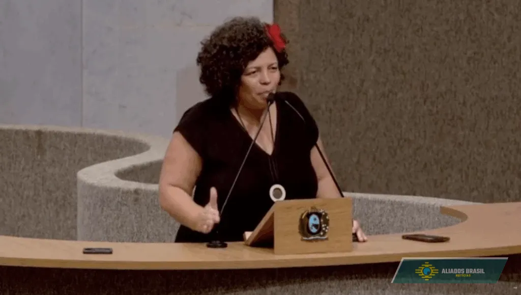 Denúncia afirma que psolista contratou empresa fantasma