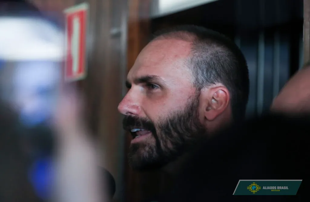 Eduardo rebate Haddad sobre sanção de Trump