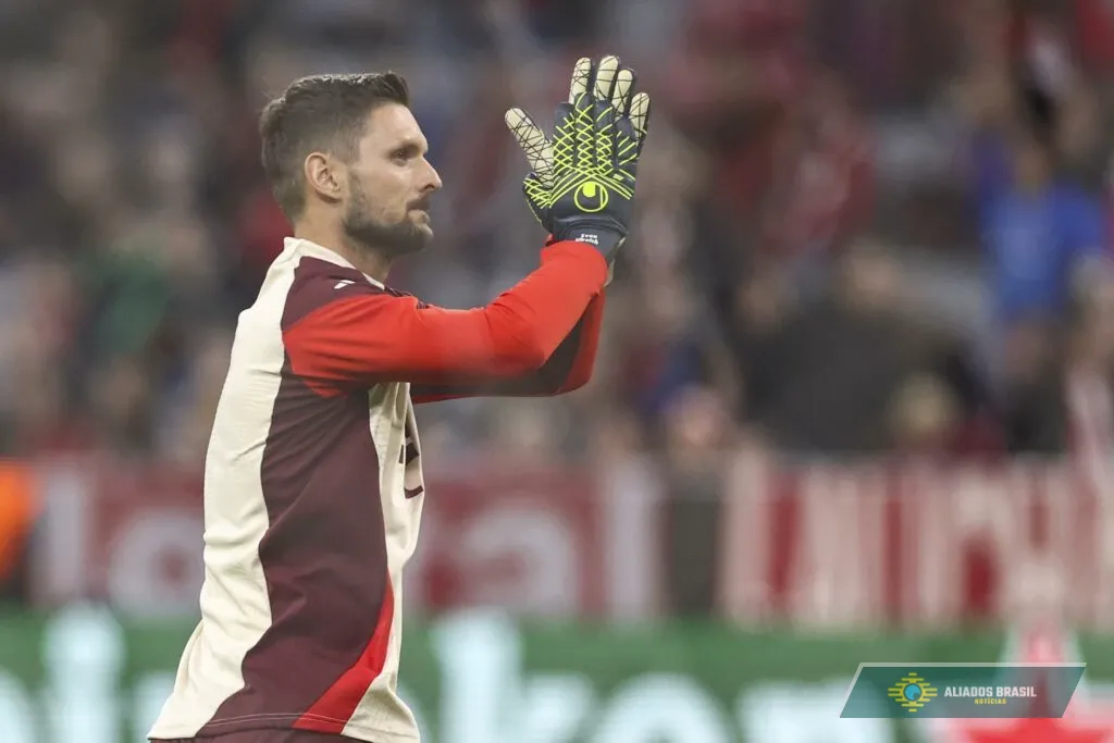 Goleiro do Bayern de Munique anuncia morte de filho de 6 anos