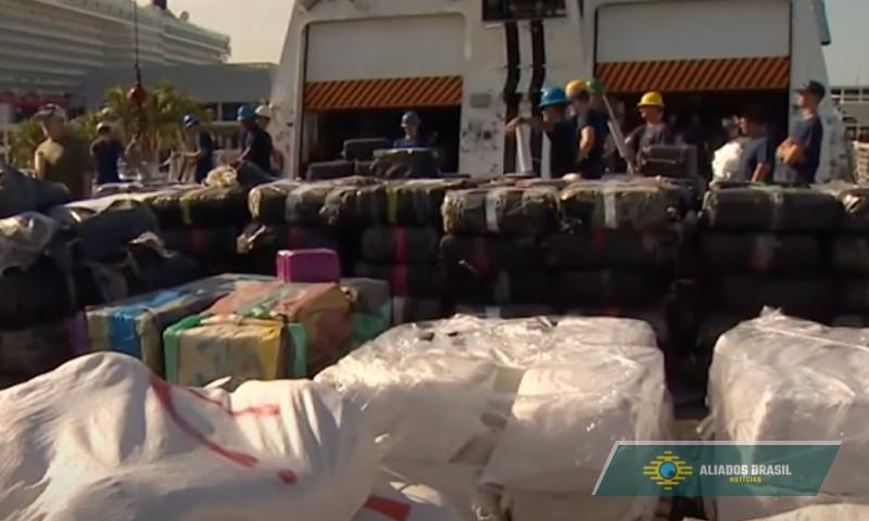 Guarda Costeira dos EUA realiza a maior apreensão de cocaína de sua história