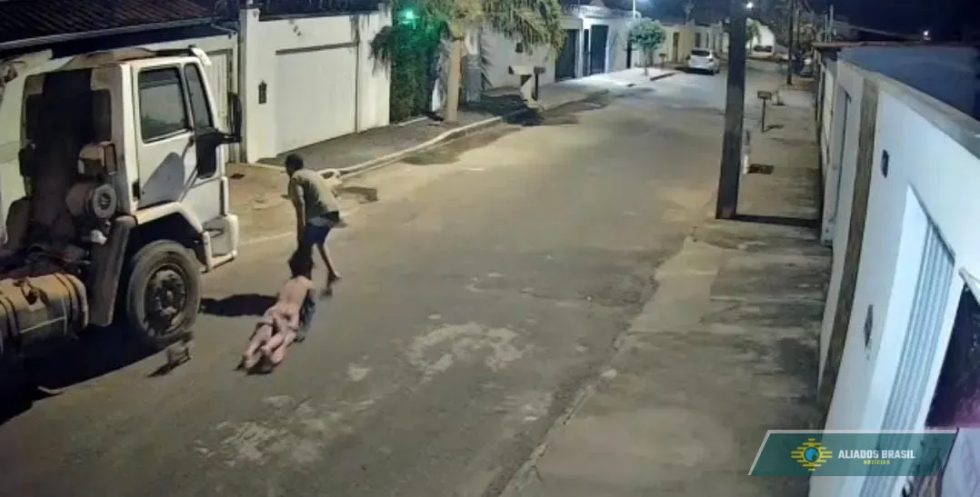 Homem que arrastou companheira pelos cabelos é preso pela polícia