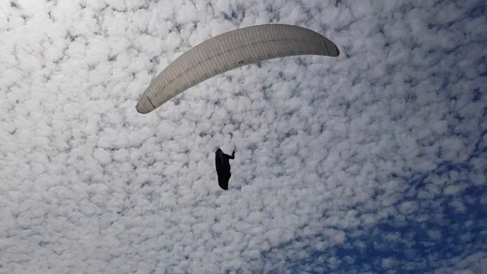 Homem que morreu em queda de parapente tinha feito mesmo salto 5 dias antes no Parque da Cidade, em Niterói