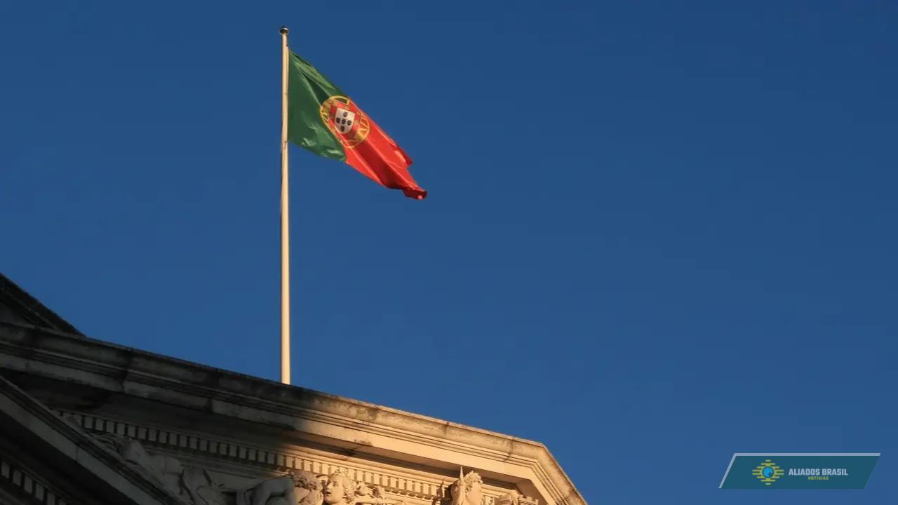 Imigrantes brasileiros ilegais em Portugal podem ser expulsos. Entenda