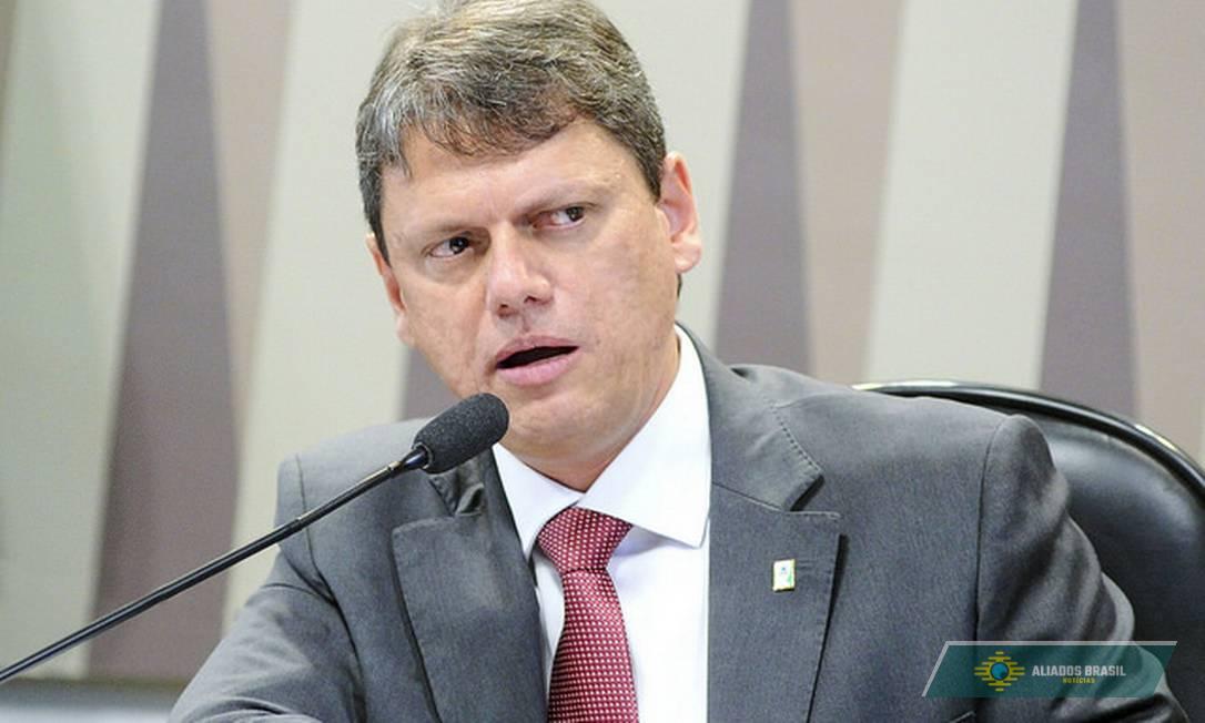 Manter animais em correntes passa a ser proibido em SP