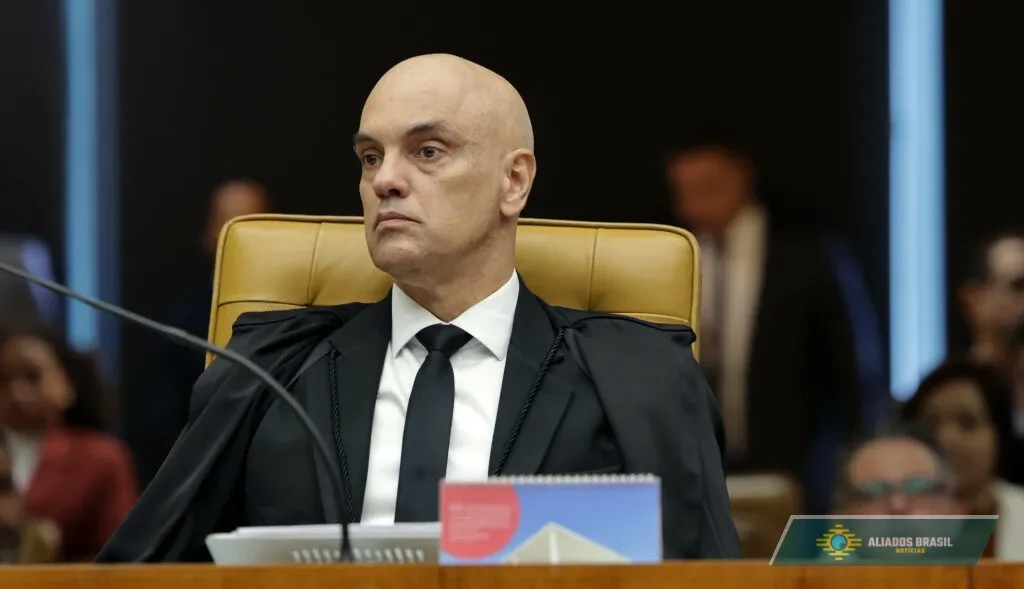 Moraes autoriza Jair Bolsonaro a receber familiares no Dia dos Pais