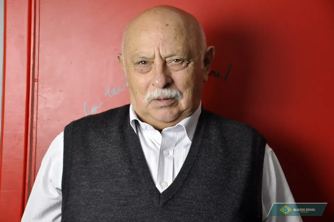 Oposição quer depoimento de irmão de Lula à CPMI do INSS