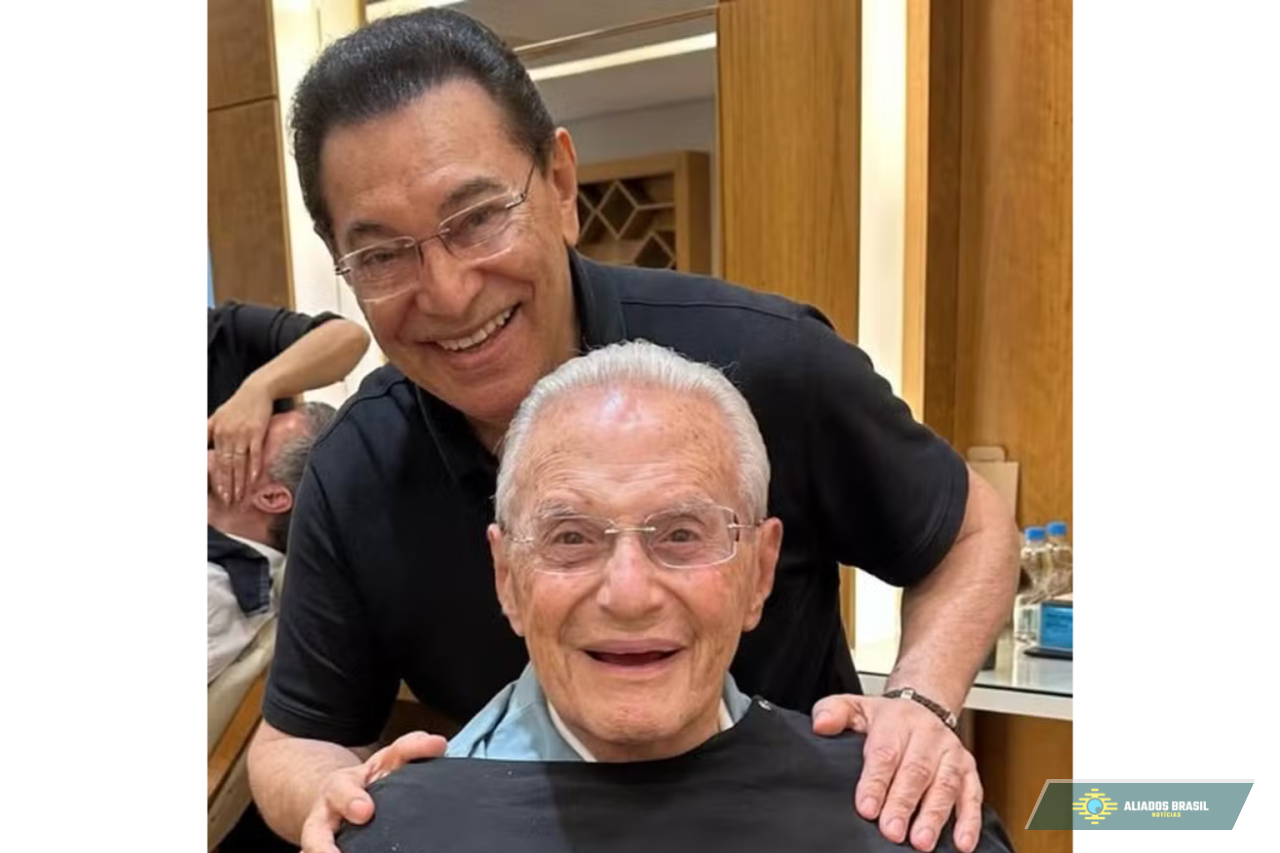 Paulo Maluf aparece aos 93 anos em post de cabeleireiro de Silvio Santos